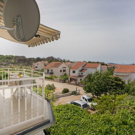 Apartmani Branko Lemac Brodarica  Kültér fotó